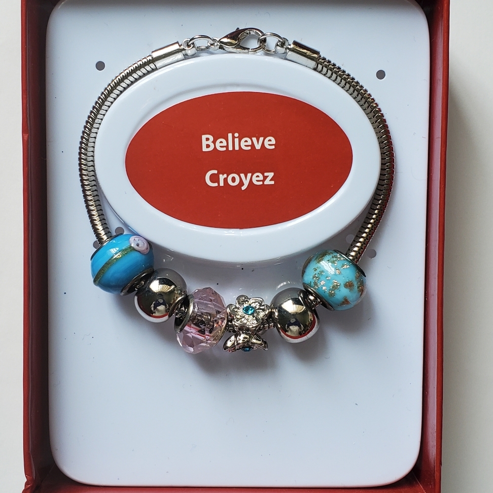 Charm bracelet